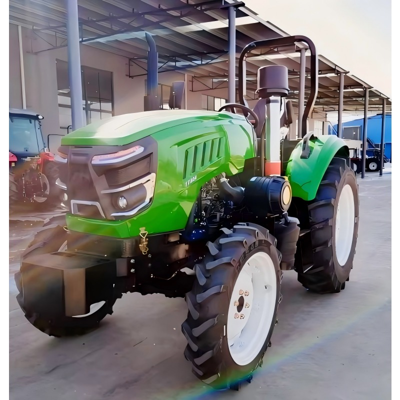 Agriculture Farming Practices - 高い実用性を備えたコンパクト農業トラクターは、様々な農作業用アクセサリーに対応しています